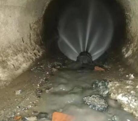 沙依巴克市政管道清淤