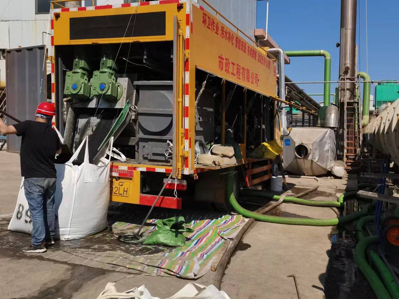 沙依巴克淤泥压干处理